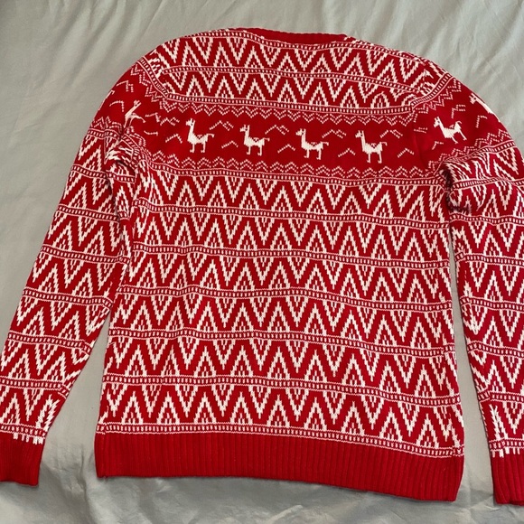 Large Red and White Llama Christmas Sweater by 33 Degrees - Picture 4 of 5